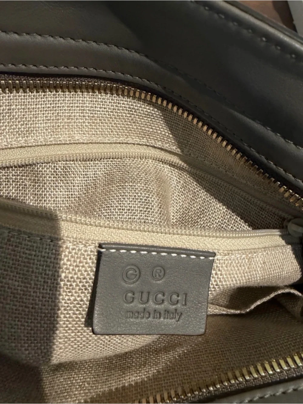 GUCCI Small Bree Dome tote grey guccisima
